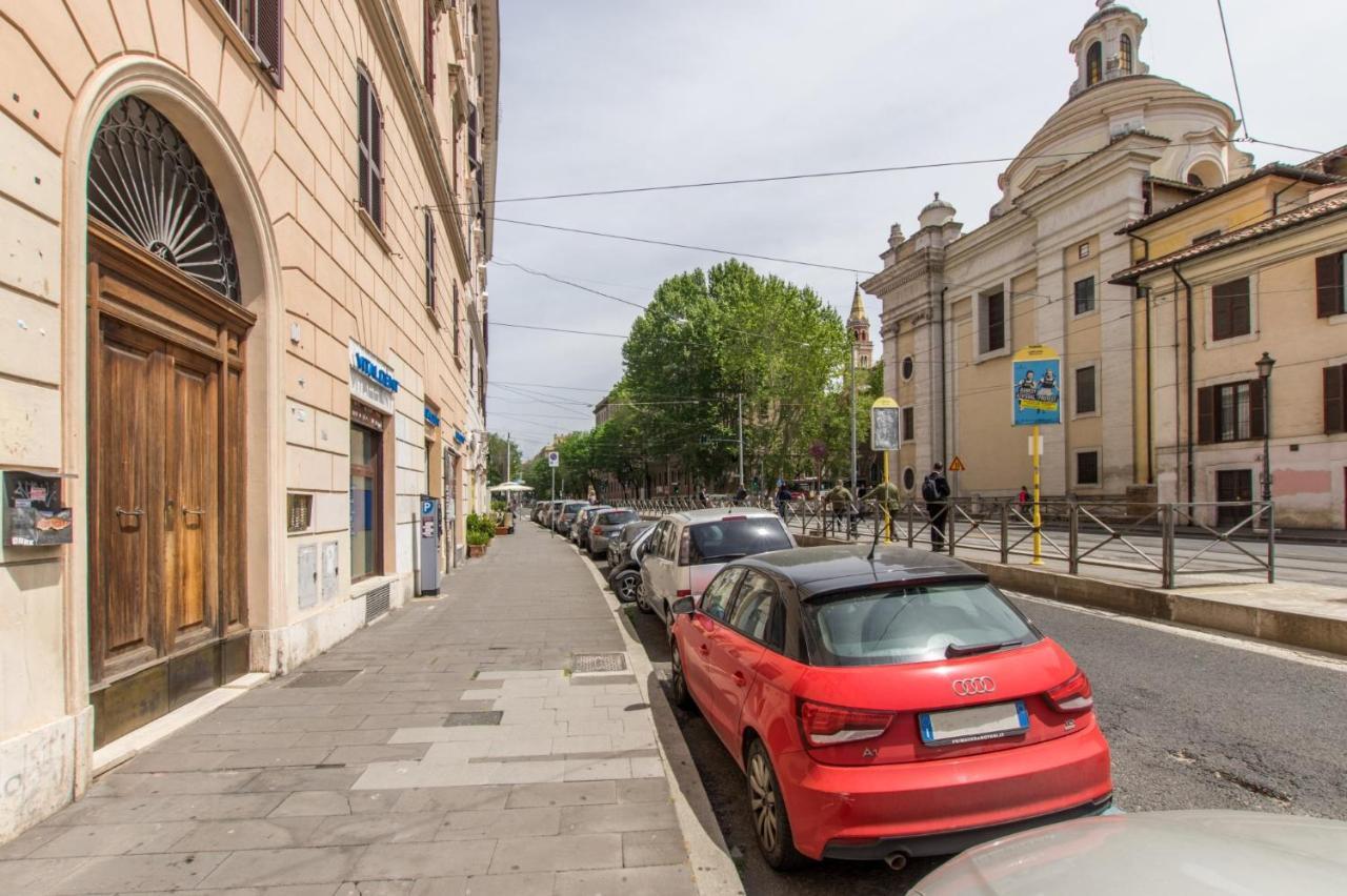 Liberty Colosseo Рим Экстерьер фото